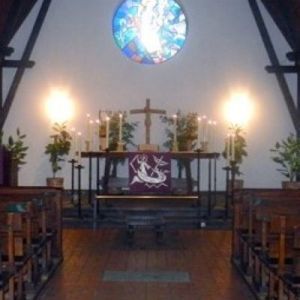 Friedhof Martin-Luther-Kirchhof - Innen