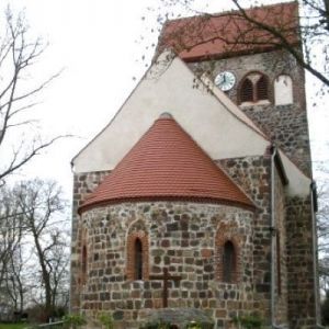 Dorffriedhof Hönow - Außen